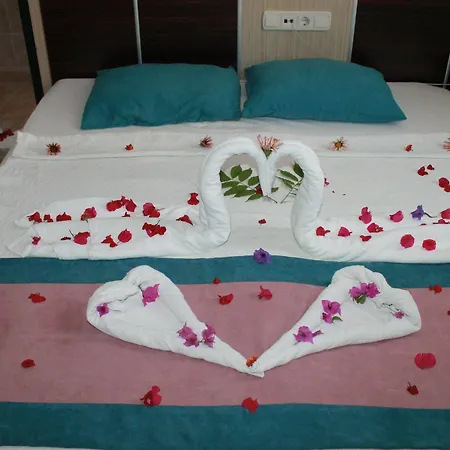 Otel Monart Luna Playa