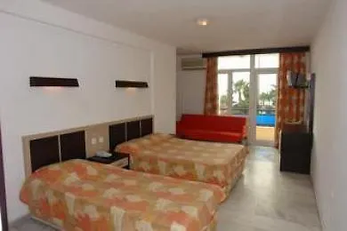 Monart Luna Playa 阿拉尼亚